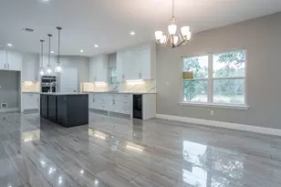 2718 Leslie Ln, San Marcos, TX 78666 - Photo 6