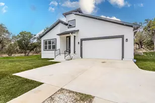 2718 Leslie Ln, San Marcos, TX 78666 - Photo 2