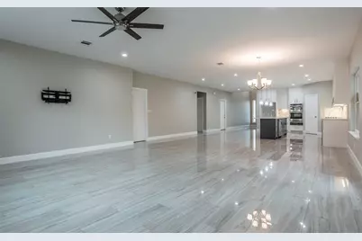 2718 Leslie Lane, San Marcos, TX 78666 - Photo 12