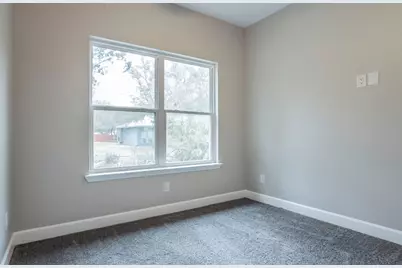 2718 Leslie Lane, San Marcos, TX 78666 - Photo 14