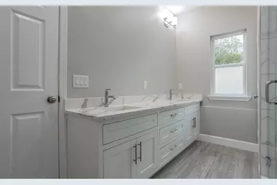 2718 Leslie Lane, San Marcos, TX 78666 - Photo 10