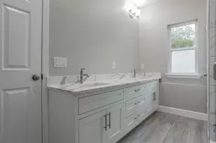 2718 Leslie Ln, San Marcos, TX 78666 - Photo 10
