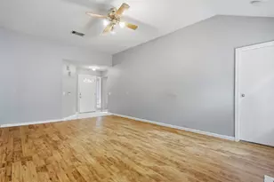 218 Juniper St, Georgetown, TX 78626 - Photo 8