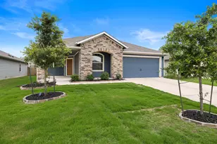 210 Garcitas Creek Ln, Hutto, TX 78634 - Photo 2