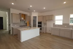 820 Purmela St, Leander, TX 78641 - Photo 2