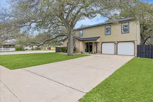 12935 Pegasus St, Austin, TX 78727 - Photo 38