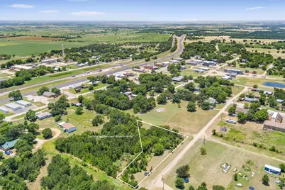 24485 E Avenue C, Buckholts, TX 76518 - Photo 6