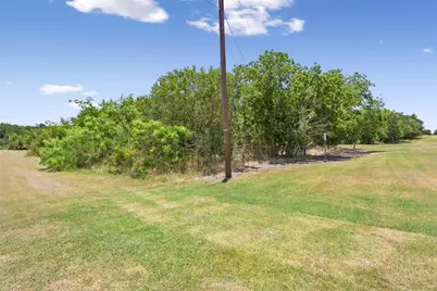 24485 E Avenue C, Buckholts, TX 76518 - Photo 1