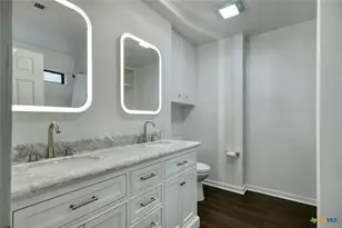 1529 N Colorado Street N, Lockhart, TX 78644 - Photo 8