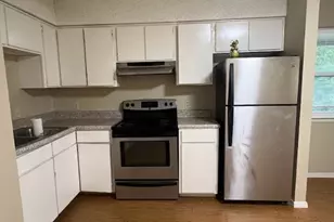 202 E 32nd St, Austin, TX 78705 - Photo 4