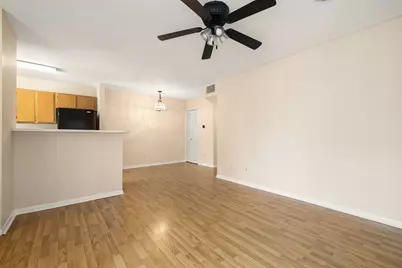 4500 E Oltorf Street #C-306, Austin, TX 78741 - Photo 6