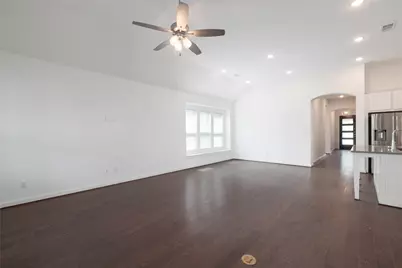 124 Rosebush Drive, Liberty Hill, TX 78642 - Photo 8