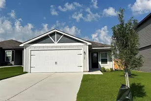 129 Morrison Dr, Jarrell, TX 76537 - Photo 1