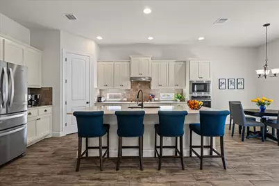 109 Pink Granite Boulevard, Dripping Springs, TX 78620 - Photo 4