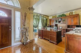 10025 Dianella Ln, Austin, TX 78759 - Photo 4