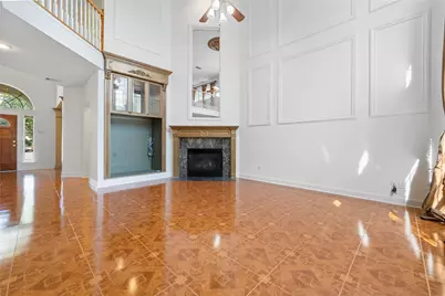 10025 Dianella Lane, Austin, TX 78759 - Photo 8
