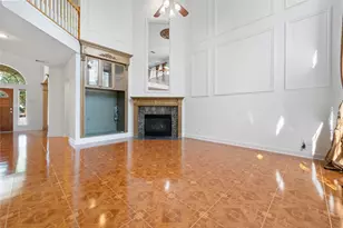 10025 Dianella Ln, Austin, TX 78759 - Photo 8