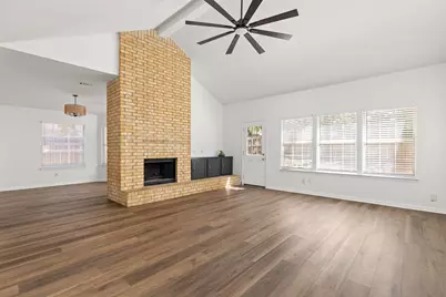 8001 Willet Trail, Austin, TX 78745 - Photo 4