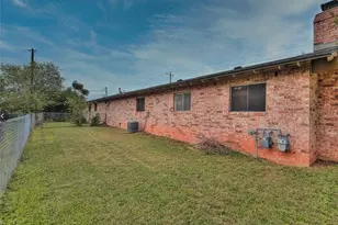 2404 Cottonwood Dr, Georgetown, TX 78628 - Photo 16