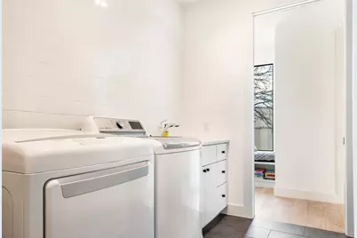 2804 E 22nd Street #B, Austin, TX 78722 - Photo 18