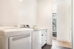 2804 E 22nd St, Austin, TX 78722 - Photo 18