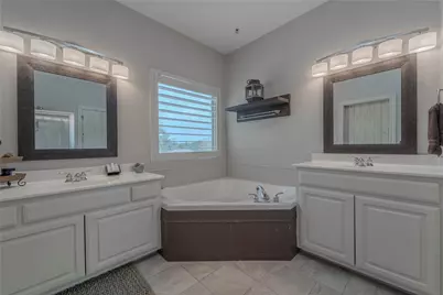 19013 Venture Drive, Point Venture, TX 78645 - Photo 10