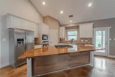 19013 Venture Drive, Point Venture, TX 78645 - Photo 6