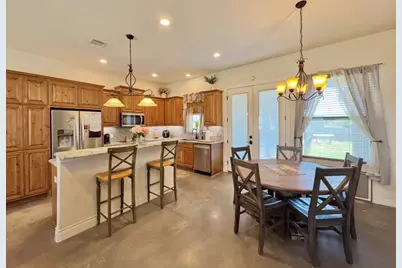 1094 Raintree Lane, Elgin, TX 78621 - Photo 12