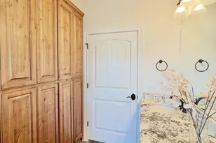 1094 Raintree Ln, Elgin, TX 78621 - Photo 28