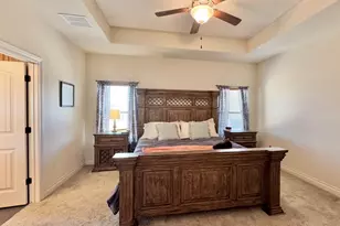 1094 Raintree Ln, Elgin, TX 78621 - Photo 22