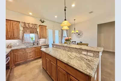1094 Raintree Lane, Elgin, TX 78621 - Photo 12