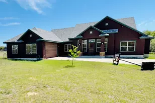 1094 Raintree Ln, Elgin, TX 78621 - Photo 2