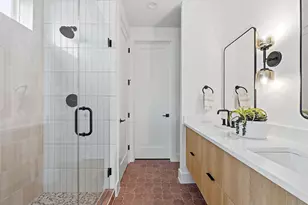 5708 Nancy Dr, Austin, TX 78745 - Photo 10