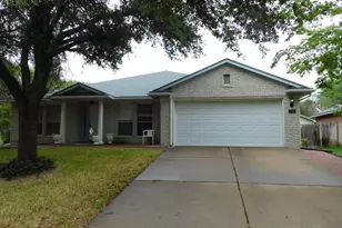 1301 Leah Ln, Round Rock, TX 78665 - Photo 2