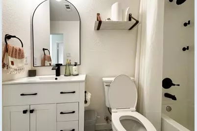 5624 Victory Gallop Drive, Del Valle, TX 78617 - Photo 14