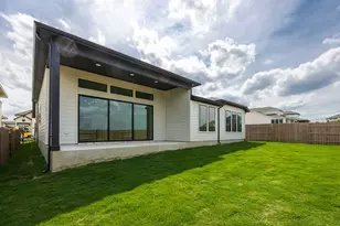 9516 Wiggy Wy, Austin, TX 78744 - Photo 12