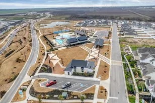 116 Honeybee Ln, Elgin, TX 78621 - Photo 36