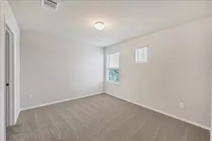 116 Honeybee Ln, Elgin, TX 78621 - Photo 24