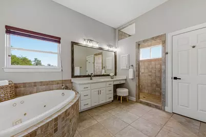 214 Trailmaster Circle, Driftwood, TX 78619 - Photo 22