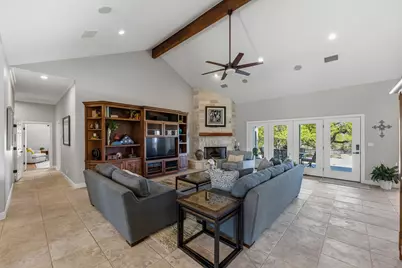 214 Trailmaster Circle, Driftwood, TX 78619 - Photo 8