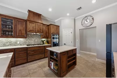 214 Trailmaster Circle, Driftwood, TX 78619 - Photo 12