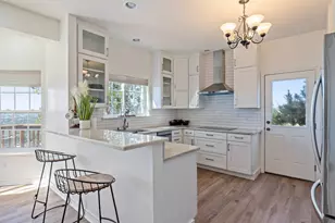 8101 Breeze Way, Jonestown, TX 78645 - Photo 6