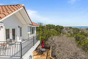 8101 Breeze Way, Jonestown, TX 78645 - Photo 36