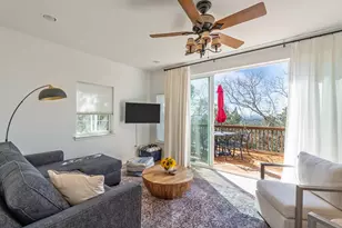 8101 Breeze Way, Jonestown, TX 78645 - Photo 12