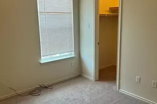 1021 Christopher Ave, Round Rock, TX 78681 - Photo 18