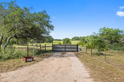 764 Stubbs Road, Johnson City, TX 78636 - Photo 10