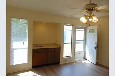 903 Chisholm Cove #903, Round Rock, TX 78681 - Photo 2