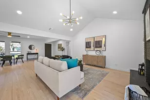 1017 Cripple Creek Dr, Austin, TX 78758 - Photo 10