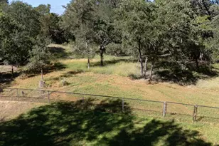 112 McLeod, Cedar Creek, TX 78612 - Photo 36