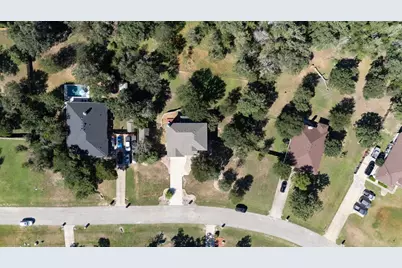 112 McLeod, Cedar Creek, TX 78612 - Photo 4